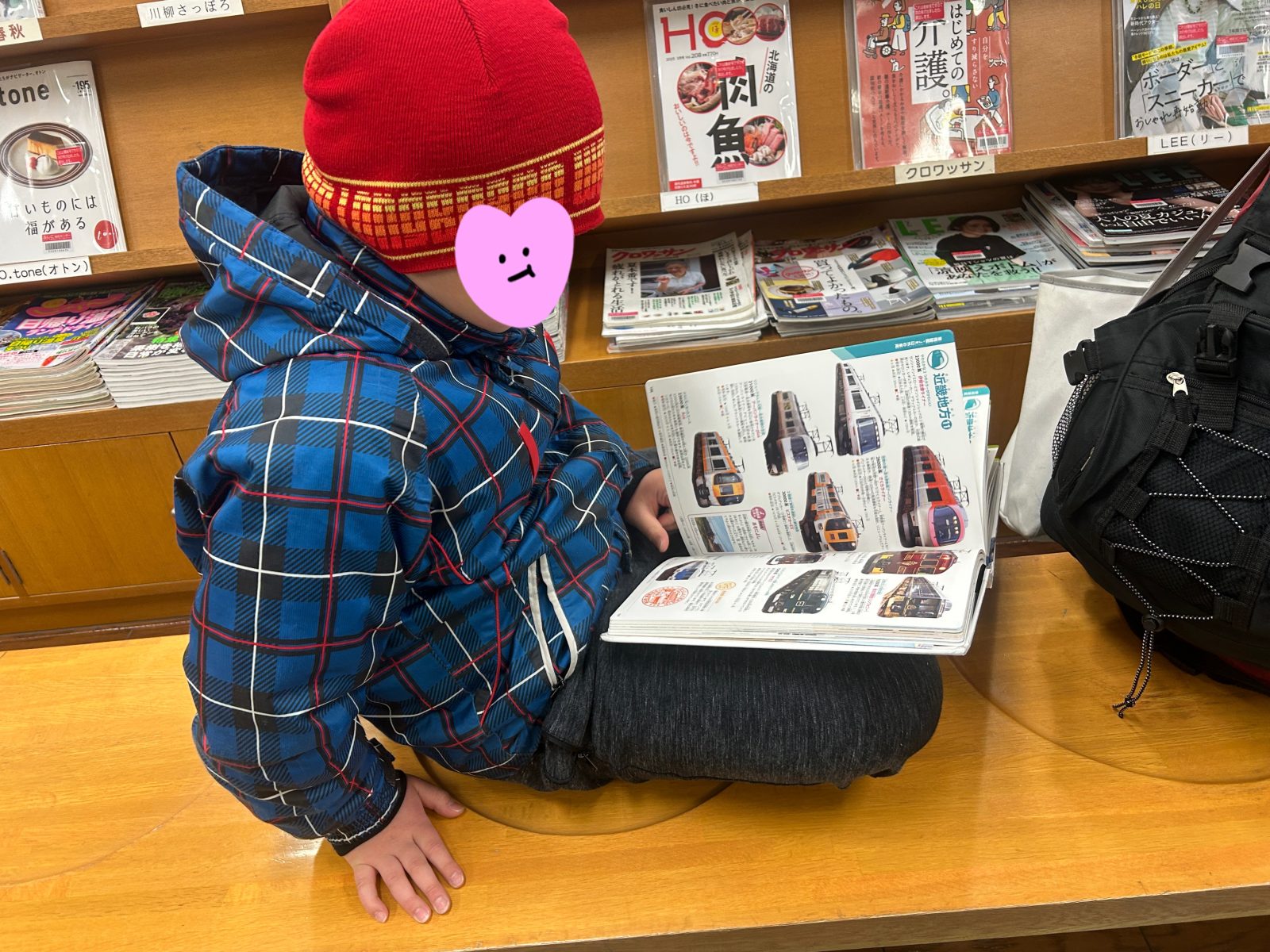 不思議な砂遊び＆図書館へレッツゴー